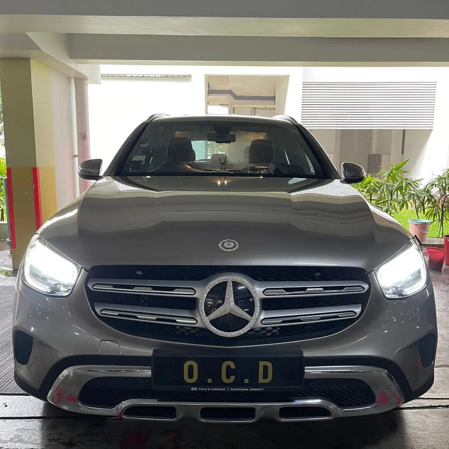 A silver car